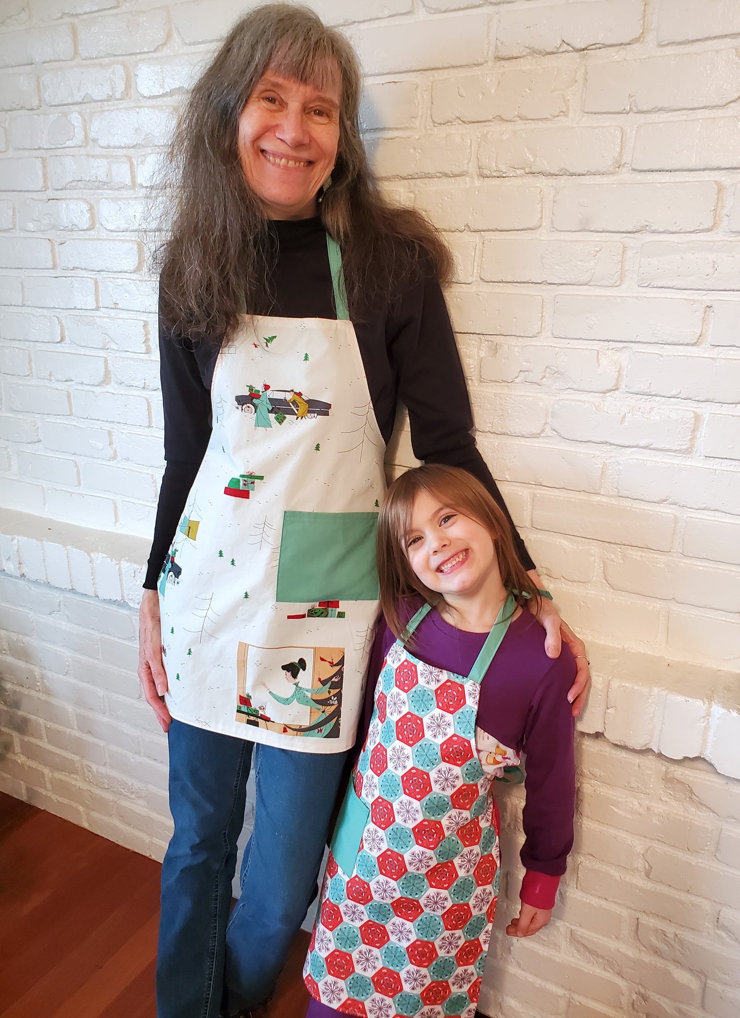 Holly Apron